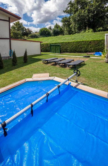 Enrolador de alumínio para cobertura de piscina enterrada