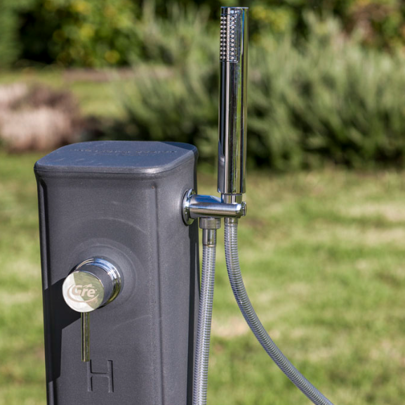 Chuveiro solar preto com lava pés 19 L